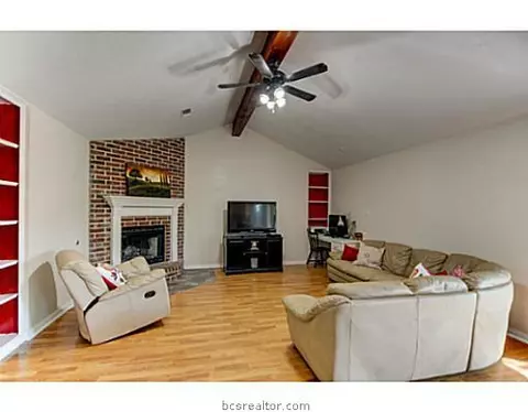 1805 Richmond Ave, Bryan, TX 77802 photo 8