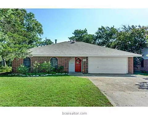 1805 Richmond Ave, Bryan, TX 77802 photo 1