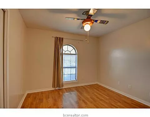 1805 Richmond Ave, Bryan, TX 77802 photo 17