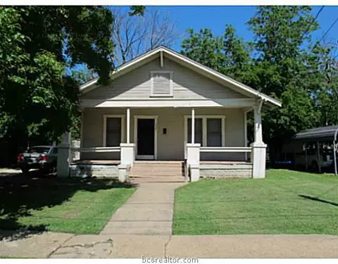 307 Robertson St, Bryan, TX 77803 photo 2