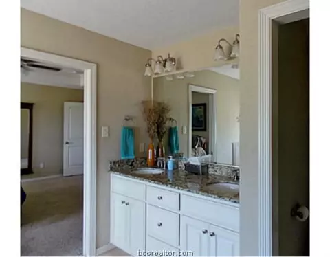 8924 Werlinger Rd, Bryan, TX 77808 photo 14