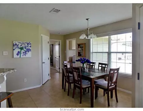 8924 Werlinger Rd, Bryan, TX 77808 photo 6