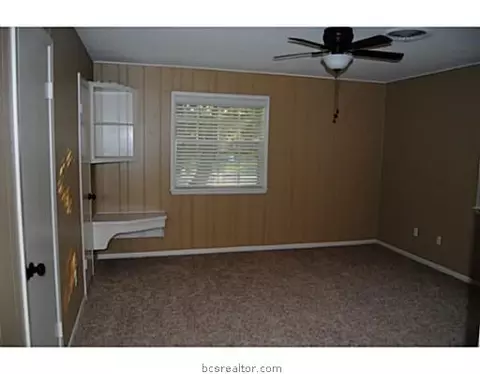 2301 Avon St, Bryan, TX 77802 photo 7