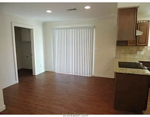 1721 Frieda Ln, Bryan, TX 77808 photo 6