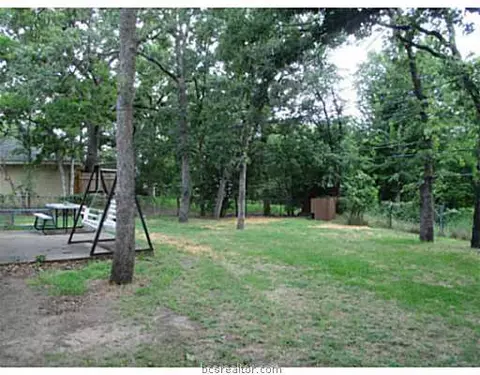 2605 Wayside Dr, Bryan, TX 77802 photo 14