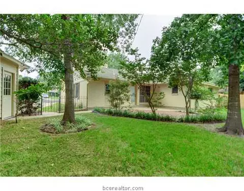 903 Briar Bend Ct, Bryan, TX 77802 photo 22