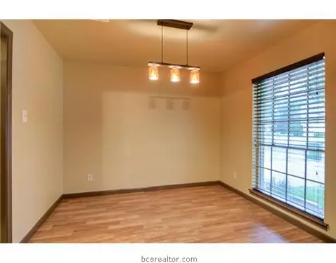 903 Briar Bend Ct, Bryan, TX 77802 photo 7