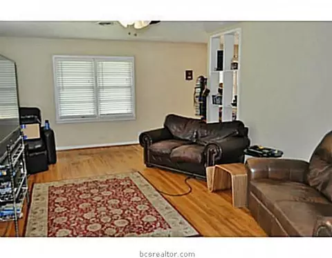 1508 E 29th St, Bryan, TX 77802 photo 4