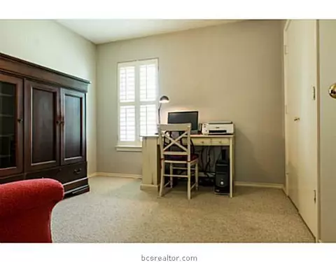4401 Brompton Ln, Bryan, TX 77802 photo 10