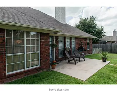 4401 Brompton Ln, Bryan, TX 77802 photo 5