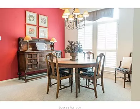 4401 Brompton Ln, Bryan, TX 77802 photo 7