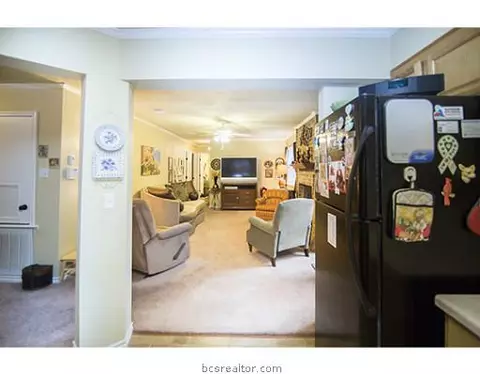 2302 Long Dr, Bryan, TX 77802 photo 6