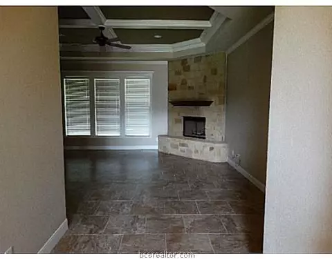 2903 Caney Ct, Bryan, TX 77808 photo 2