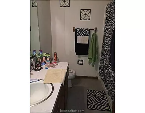 3912 Olive, Bryan, TX 77801 photo 2