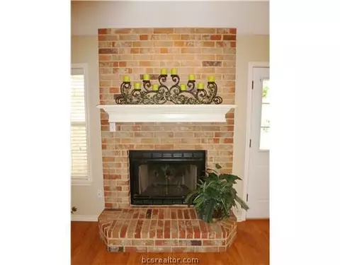 1725 Richmond, Bryan, TX 77802 photo 5