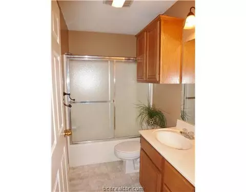 1725 Richmond, Bryan, TX 77802 photo 15