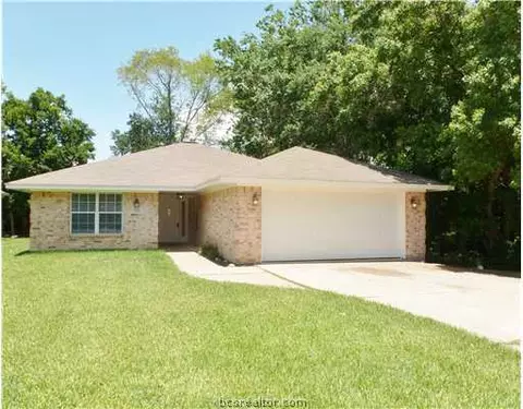 1725 Richmond, Bryan, TX 77802 photo 1