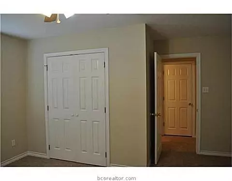 813 Mitchell St, Bryan, TX 77802 photo 8