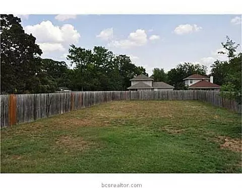 813 Mitchell St, Bryan, TX 77802 photo 12