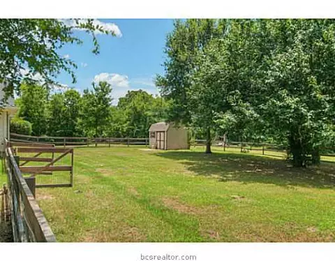 3314 Colson Rd, Bryan, TX 77808 photo 3