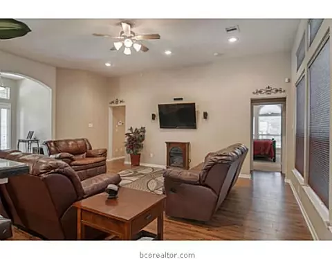 3314 Colson Rd, Bryan, TX 77808 photo 8