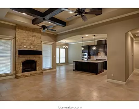 3308 Covington Ct, Bryan, TX 77808 photo 9