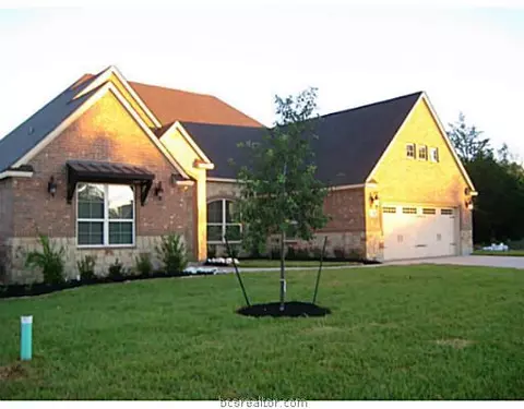 3308 Covington Ct, Bryan, TX 77808 photo 2