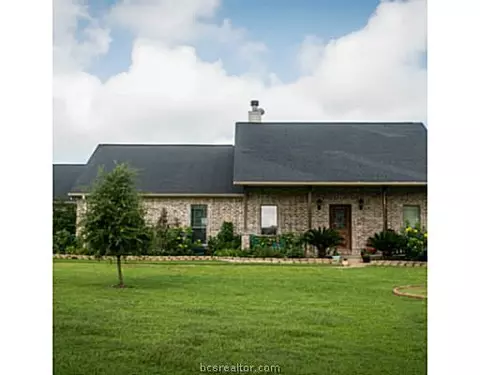 3399 Wickson, Bryan, TX 77808 photo 2