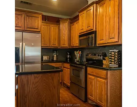 3399 Wickson, Bryan, TX 77808 photo 8