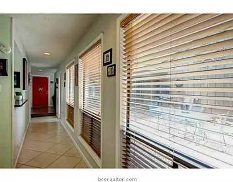 3602 Old Oaks Dr, Bryan, TX 77802 photo 11