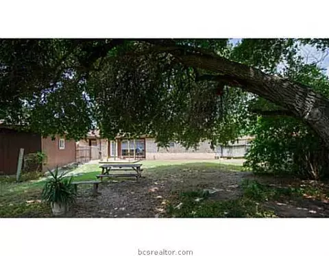 3813 Windridge Dr, Bryan, TX 77802 photo 17
