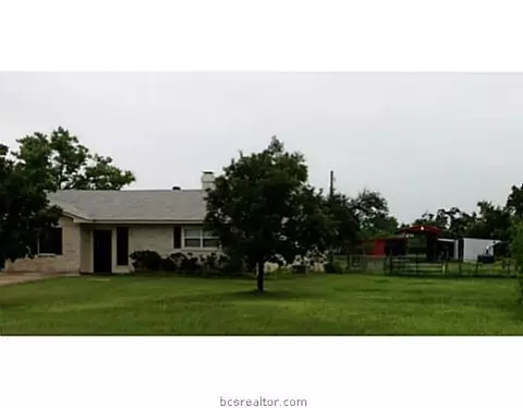 6798 Cargill Dr, Bryan, TX 77808 photo 2