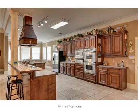 1718 Frieda Ln, Bryan, TX 77808 photo 8