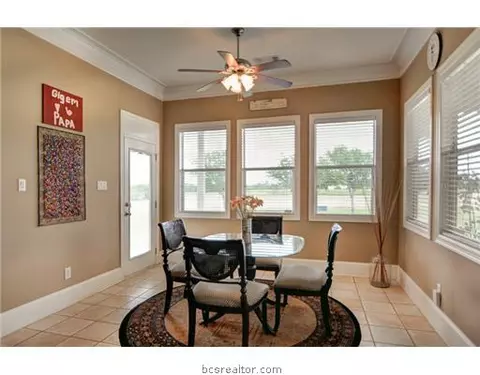 1718 Frieda Ln, Bryan, TX 77808 photo 11