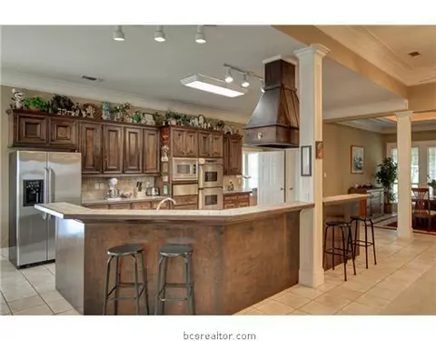 1718 Frieda Ln, Bryan, TX 77808 photo 9