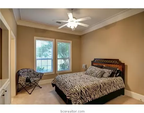 1718 Frieda Ln, Bryan, TX 77808 photo 14