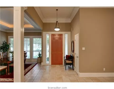 1718 Frieda Ln, Bryan, TX 77808 photo 3