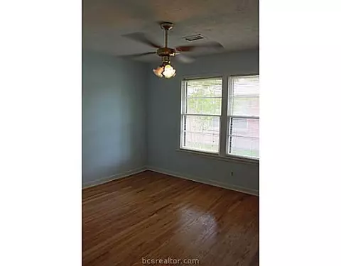 309 Dunn St, Bryan, TX 77801 photo 12