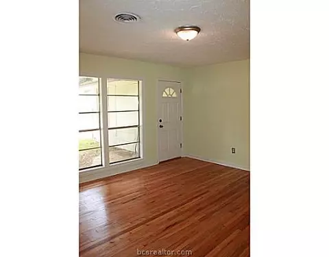 309 Dunn St, Bryan, TX 77801 photo 9