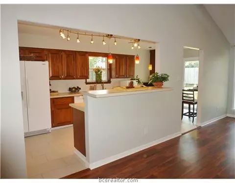 2124 Pantera Dr, Bryan, TX 77807 photo 8