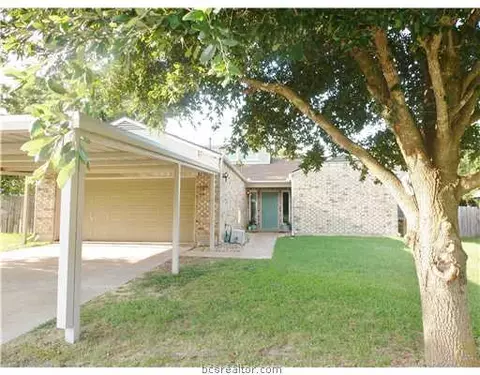 2124 Pantera Dr, Bryan, TX 77807 photo 1