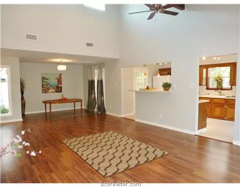 2124 Pantera Dr, Bryan, TX 77807 photo 6