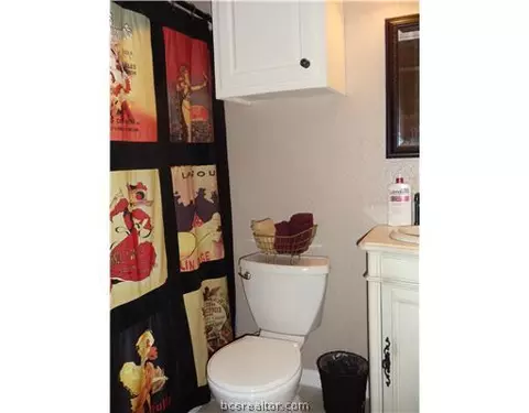 1708 Baker, Bryan, TX 77803 photo 8