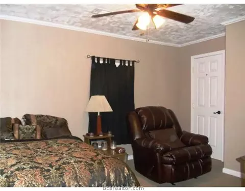 1708 Baker, Bryan, TX 77803 photo 7