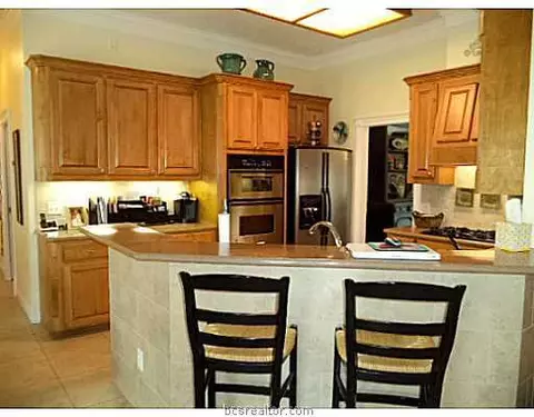 5784 Easterling Dr, Bryan, TX 77808 photo 11