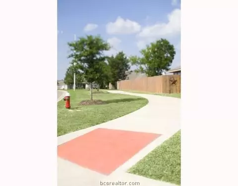 2104 Gateshead Rd, Bryan, TX 77801 photo 11