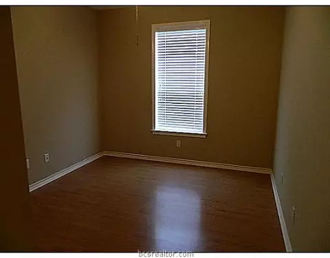 2628 E Trophy Dr, Bryan, TX 77802 photo 12