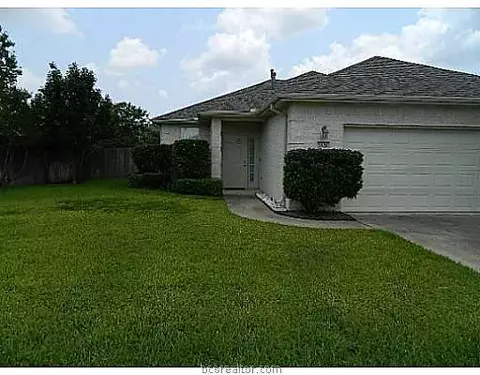 2628 E Trophy Dr, Bryan, TX 77802 photo 2