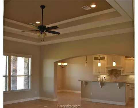 3013 Archer Cir, Bryan, TX 77803 photo 6