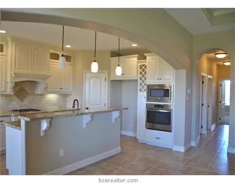 3013 Archer Cir, Bryan, TX 77803 photo 9